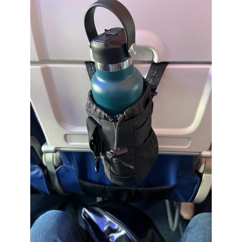 Wingmate Original with metal bottle on plane.